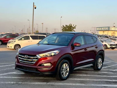 Hyundai Tucson GL 2017 Hyundai Tucson 2.0L V4 - Panoramic Sunroof - AWD 4x4 - Rear Camera - Leather seats-2
