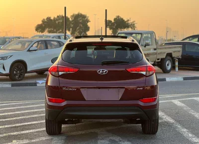 Hyundai Tucson GL 2017 Hyundai Tucson 2.0L V4 - Panoramic Sunroof - AWD 4x4 - Rear Camera - Leather seats-5