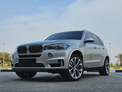 BMW X5 xDrive35i 2015 GCC Specs - Premium Low KM Full Option Top Panoramic With 2 Original Keys-4