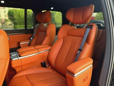 ROX 01 VIP /  2026  /  HYBRID / Long-Range / New 6 seats-11