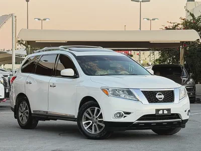 Nissan Pathfinder Platinum-4