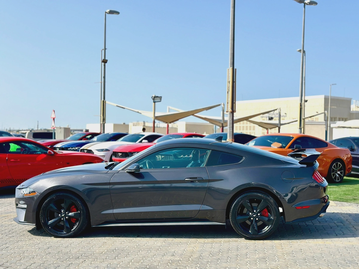 2022 Ford Mustang Ecoboost Premium-3-3