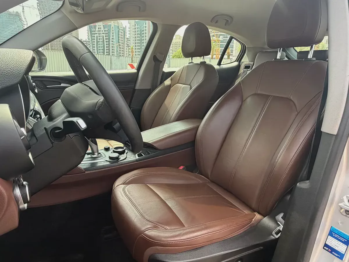 2019 Alfa Romeo Stelvio S - GCC Specs-5-5
