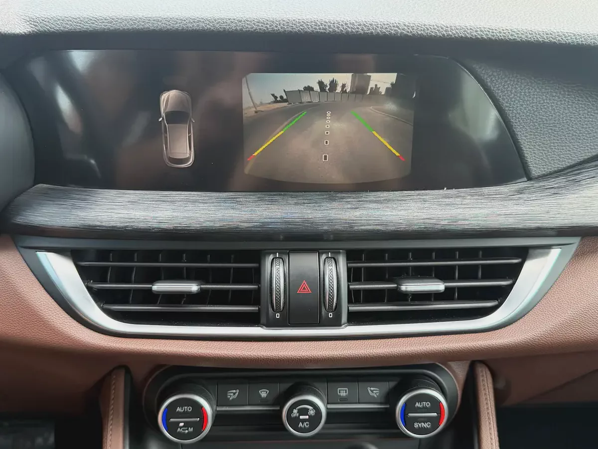 2019 Alfa Romeo Stelvio S - GCC Specs-6-6