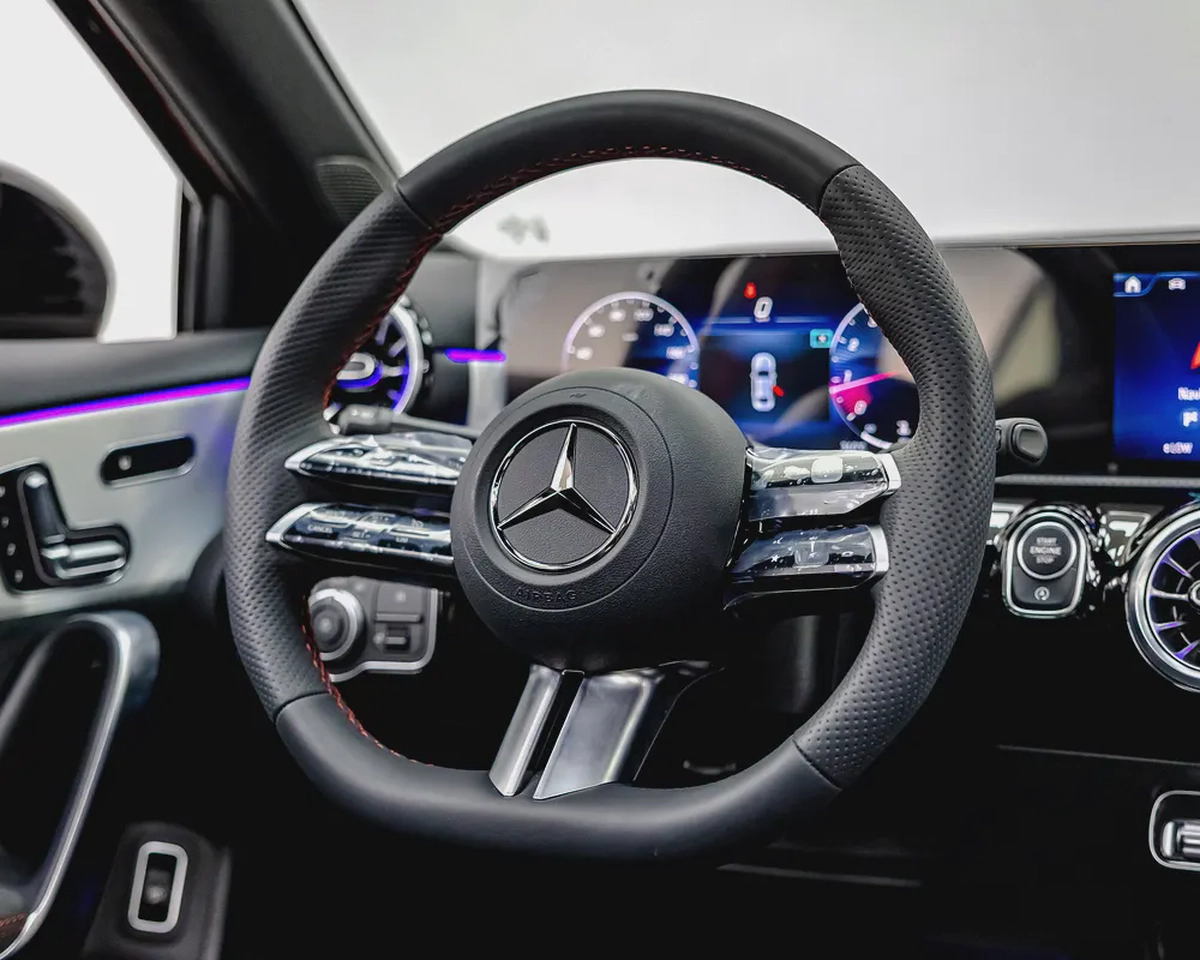 MERCEDEE A200 - AMG KIT - 2025 - BRAND NEW - UNDER WARRANTY-9-9