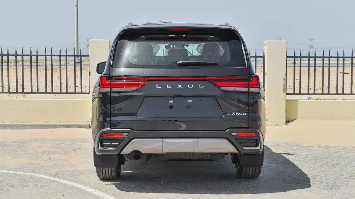 Lexus LX-Series 2026, GCC Specs - Experience Luxury and Performance-4-4