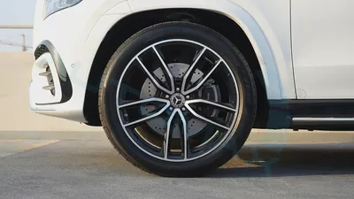 ( For Export ) 2026 Mercedes-Benz GLS 450 AMG 4MATIC EQ Boost AWD GCC BRAND NEW-19