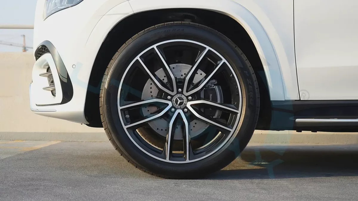 ( For Export ) 2026 Mercedes-Benz GLS 450 AMG 4MATIC EQ Boost AWD GCC BRAND NEW-19-19