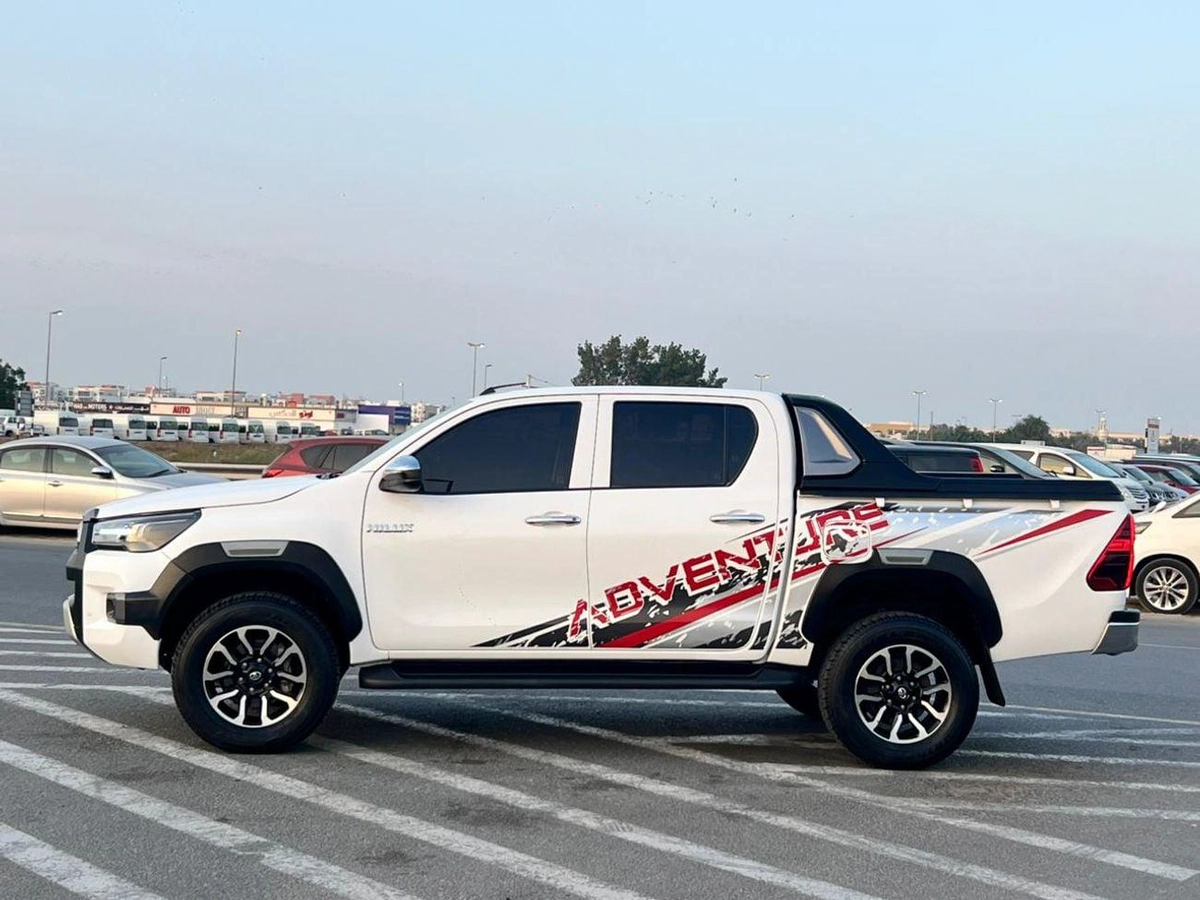 Toyota Hilux 2022 Toyota Hilux GL Advanture Modified - 2.7L V4 - AWD 4x4 -GCC- Rear Camera  - Patrol-3-0