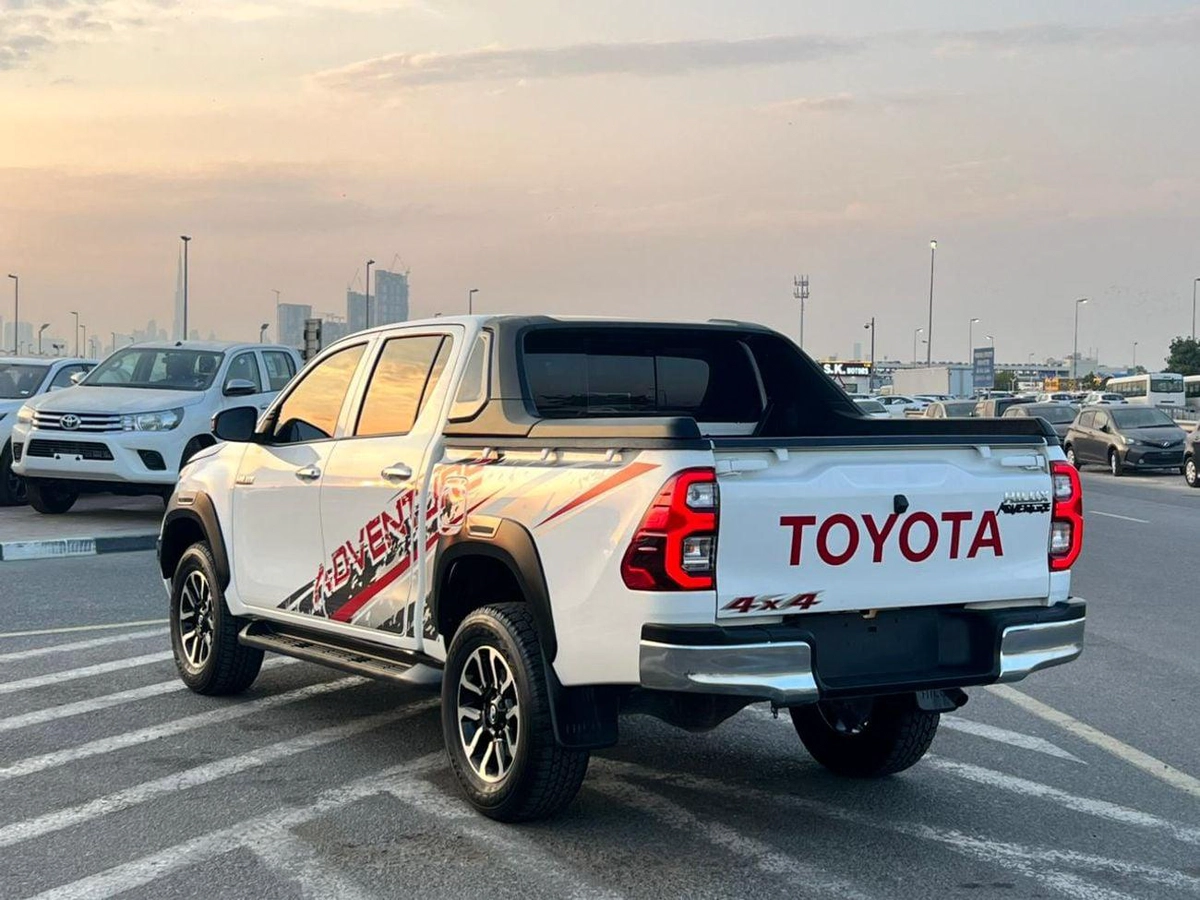 Toyota Hilux 2022 Toyota Hilux GL Advanture Modified - 2.7L V4 - AWD 4x4 -GCC- Rear Camera  - Patrol-4-0