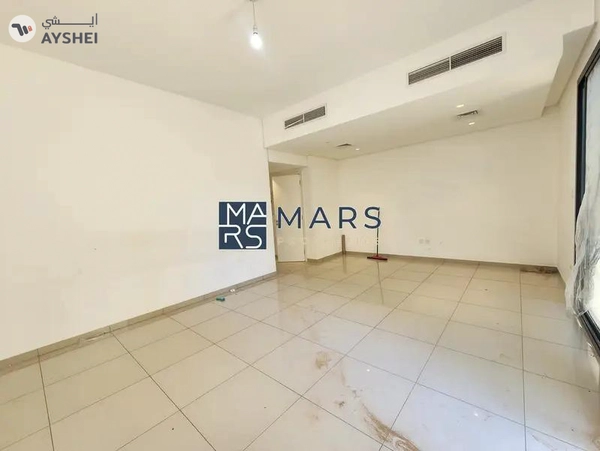 Spacious 3 bedrooms in single row available for rent in nasma residence for 100,000 AED yearly