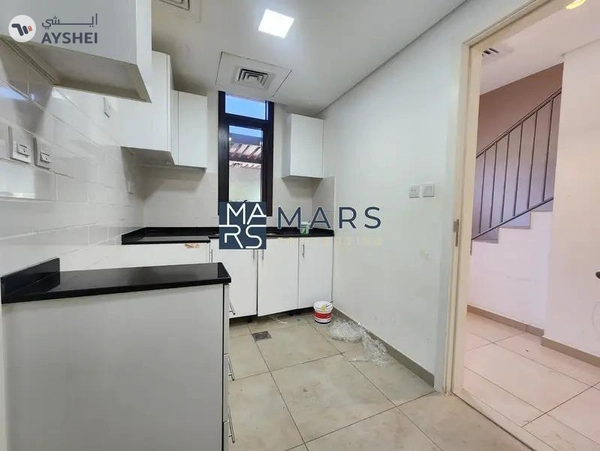 Spacious 3 bedrooms in single row available for rent in nasma residence for 100,000 AED yearly