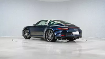 2017 Porsche 911 Targa 4 PDK (991.2) | GCC Specs | Excellent Condition-1