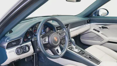 2017 Porsche 911 Targa 4 PDK (991.2) | GCC Specs | Excellent Condition-3