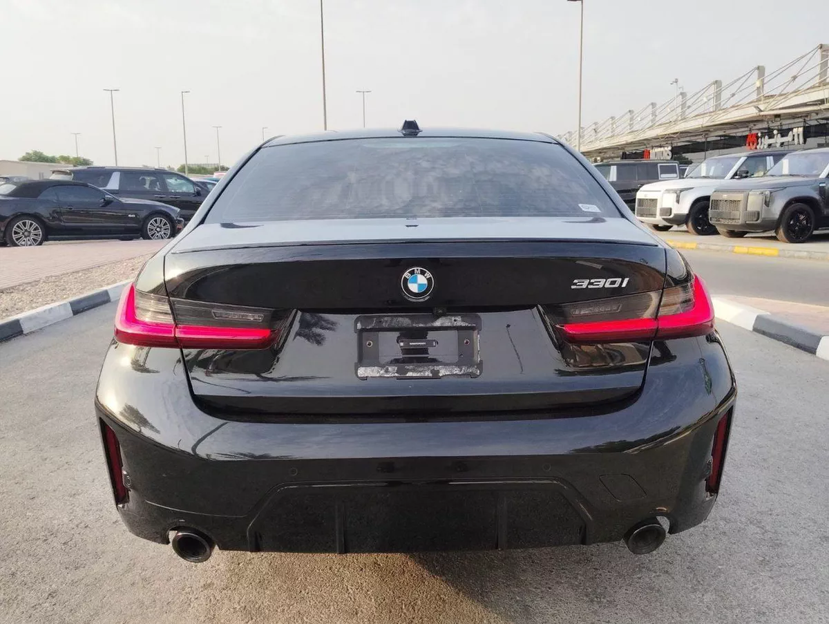 BMW 330i M SPORT-2-0