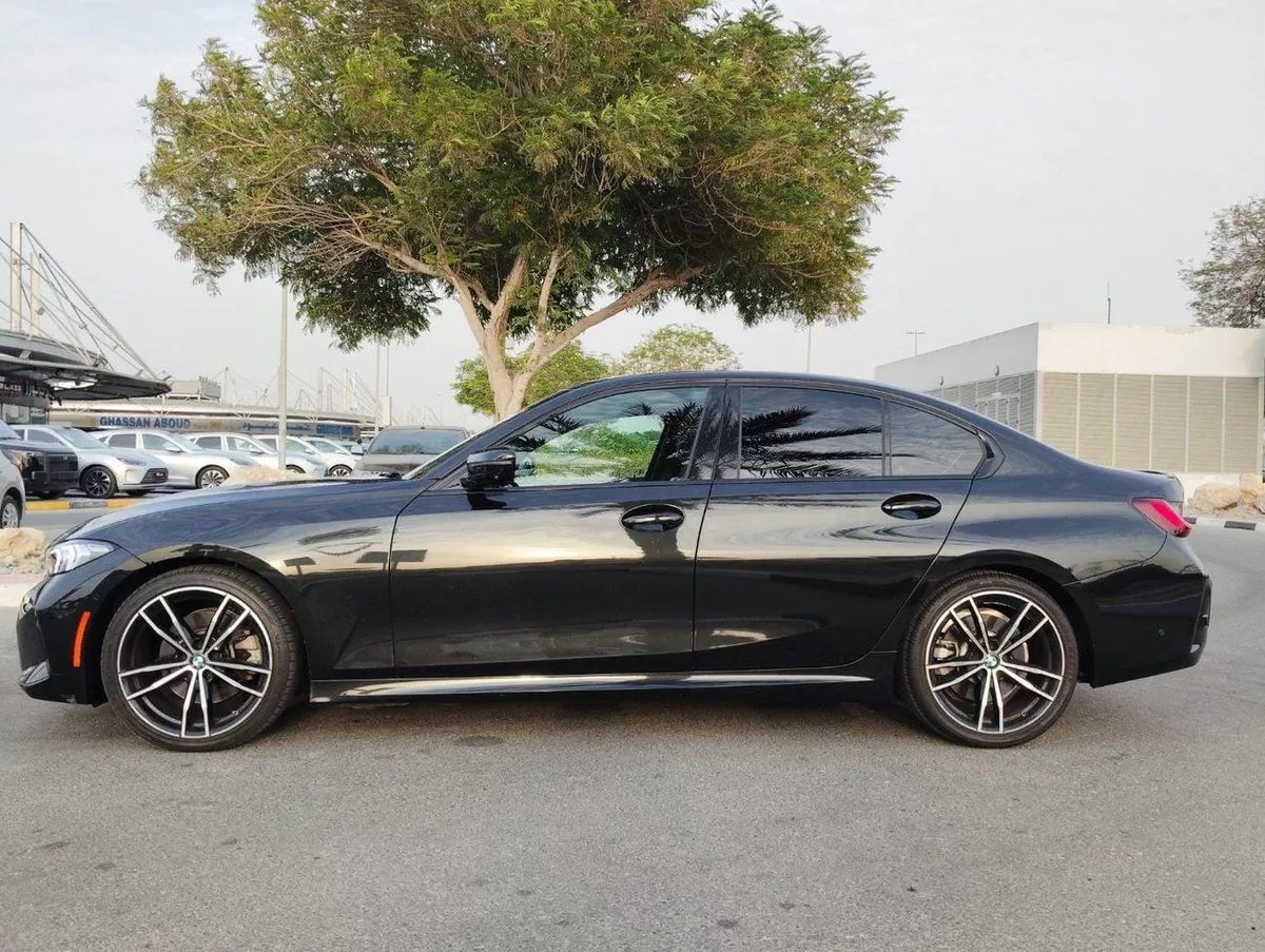 BMW 330i M SPORT-6-0