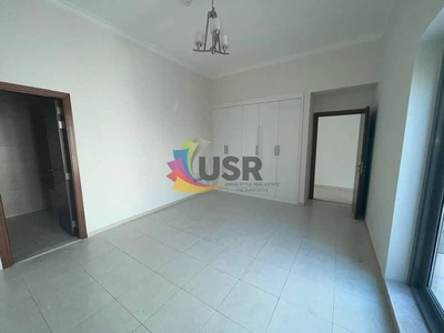 PRIME LOCATION IN SPACIOUS 7BR FOR FAMILY 350K-9
