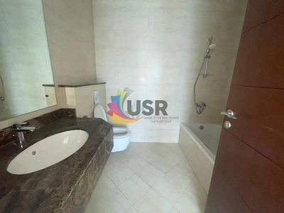 PRIME LOCATION IN SPACIOUS 7BR FOR FAMILY 350K-22