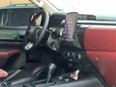 Toyota Hilux 2021 toyota hilux revolution edition - off road package - full option  - BullBar 2.7L V4 - AWD 4x4 --10
