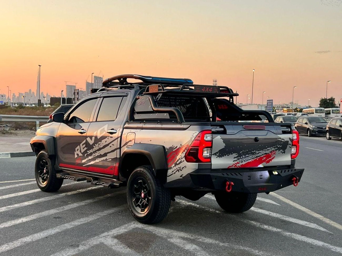 Toyota Hilux 2021 toyota hilux revolution edition - off road package - full option  - BullBar 2.7L V4 - AWD 4x4 --5-0