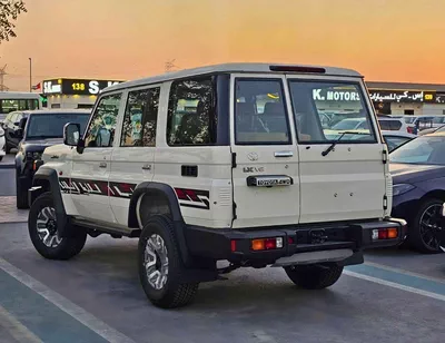 Toyota Land Cruiser 70 HT VXR LX LC76 5 DOORS / 4.0L V6 PETROL A/T / LEATHER SEATS / DVD+CAMERA / PWR WINDOWS & LOCKS (CODE # H76P-5