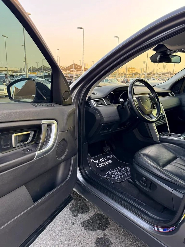 لاند روڤر DISCOVERY SPORT موديل 2016 خليجى صبغ الوكاله بحاله الوكاله