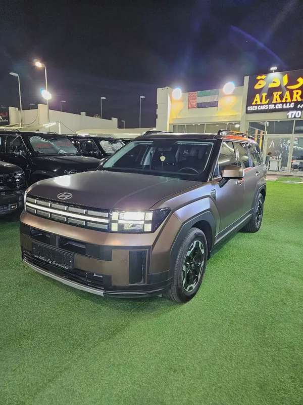 Hyundai Santa Fe | 2024 | GCC | 85,000 km | Matte Brown | Under Warranty | Full Agency Maintained