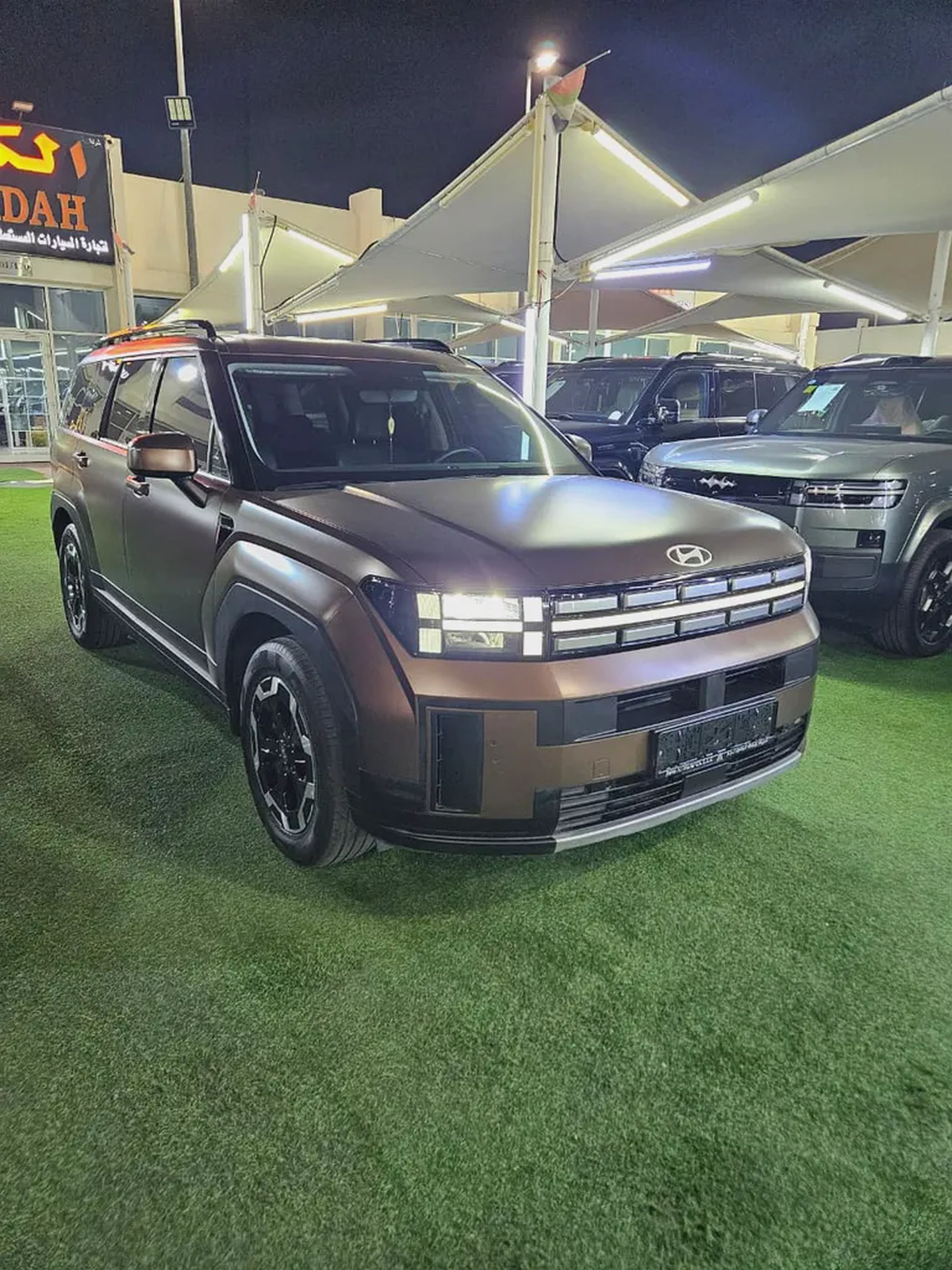 Hyundai Santa Fe | 2024 | GCC | 85,000 km | Matte Brown | Under Warranty | Full Agency Maintained-2-2