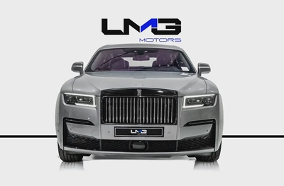 2024 ROLLS ROYCE GHOST BLACK BADGE | DELIVERY MILEAGE | STARLIGHT | REAR TVS | CARBON RIMS-1