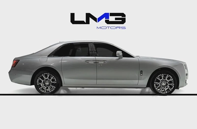 2024 ROLLS ROYCE GHOST BLACK BADGE | DELIVERY MILEAGE | STARLIGHT | REAR TVS | CARBON RIMS-2