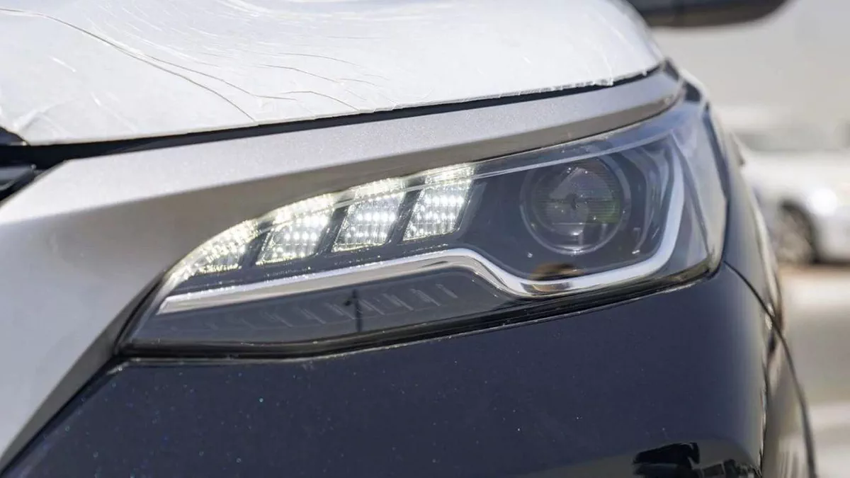 Toyota Fortuner GX2 FORTUNER 2.7L V4 4WD 7SET-3-0