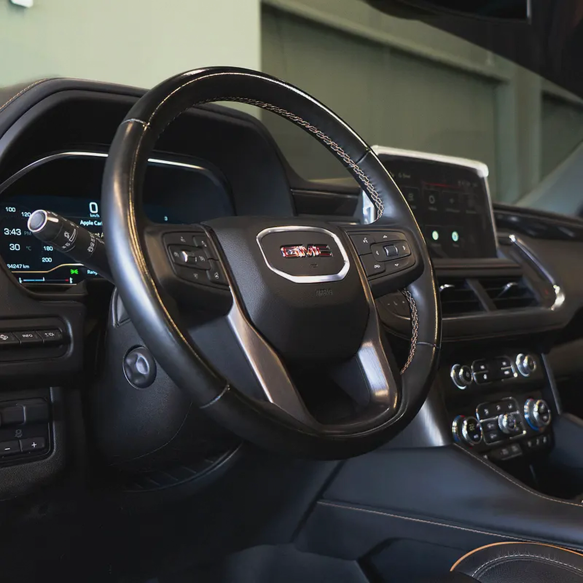 AED 4,407 P.M • 0% Downpayment • GMC Yukon AT4 • Agency Warranty-7-7