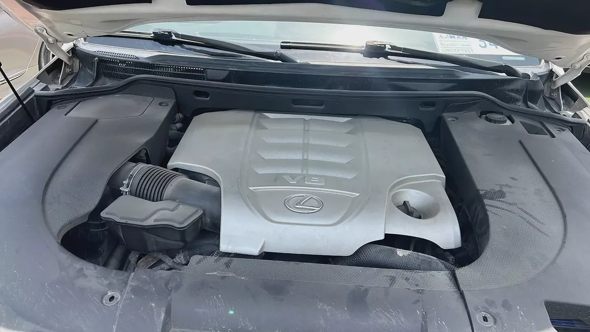 LEXUS LX570 S V8-15-15