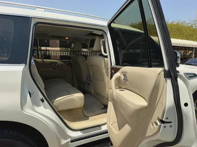 Nissan Patrol SE Platinum 2014 | GCC Specs | Well Maintained-9