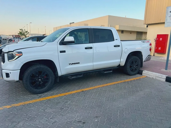 Toyota Tundra Limited 2021 | American Specs | Low Mileage