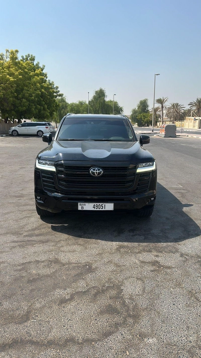Land Cruiser Black Edition-5