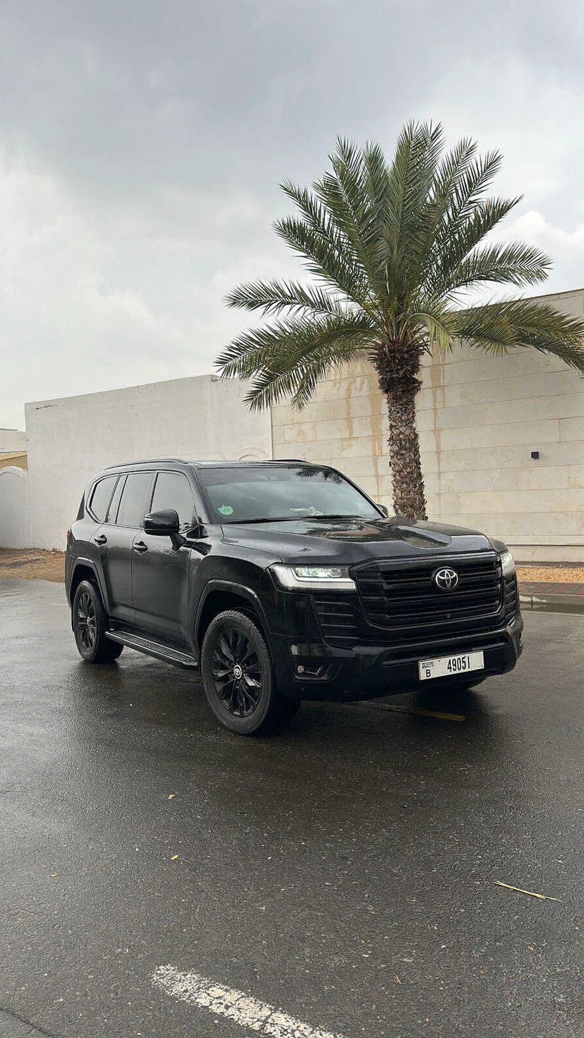 Land Cruiser Black Edition-9-9