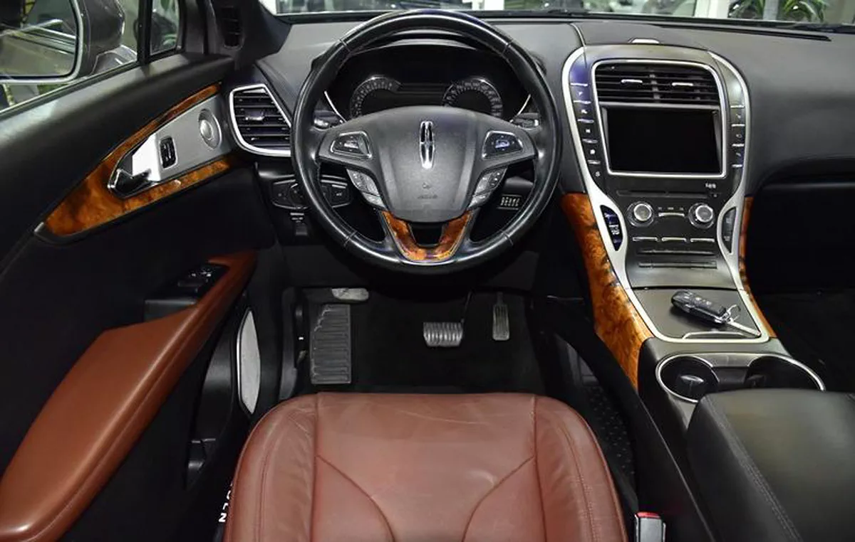 Lincoln MKX 2.7 ECOBoost AWD ( 2016 Model ) in Beige Color GCC Specs-4-4
