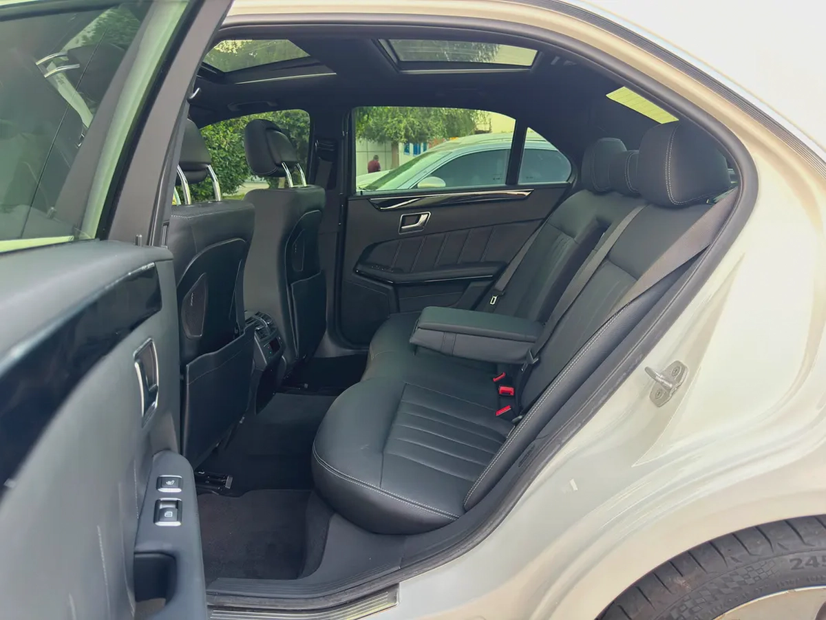 Mercedes Benz E350 2014 94000km - Clean Title - Excellent Condition-12-12