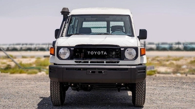 Toyota Land Cruiser 70 LC 78 HARDTOP 2.8L MT Lc 78 hard top 3 door AT 2.8L-1
