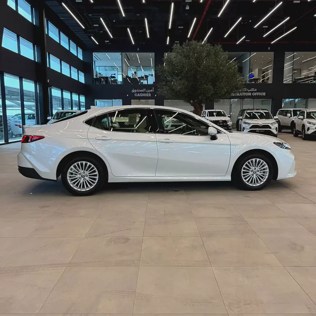 2026 Toyota Camry XLE - GCC Specs - Brand New!-3-3