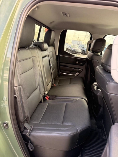 Toyota Tundra SR (NON GCC) SR5 Premium 360 camera full option 2022-11