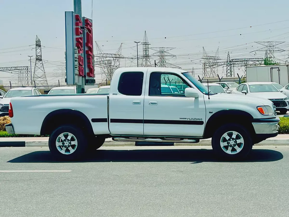 2000 - TOYOTA TUNDRA 4X4 - IMMCULATE CONDITION - ONLY 93,000 KM-3-3