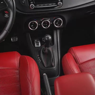 765 P.M • 0% Downpayment • Alfa Romeo Giulietta Veloce • 1 Year Warranty-8