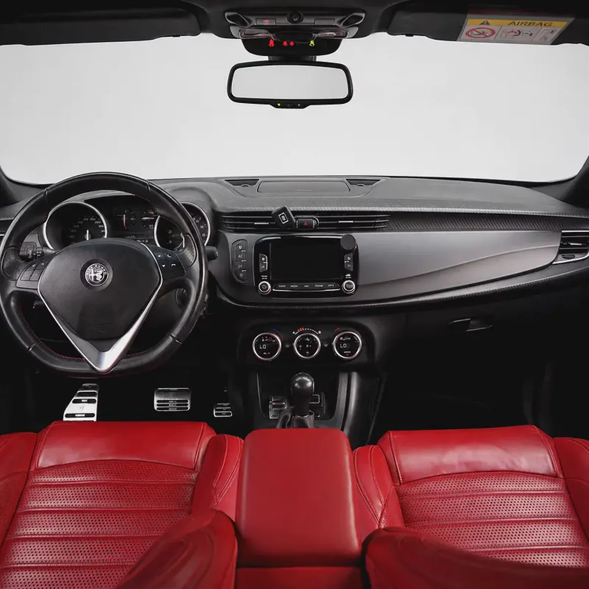 765 P.M • 0% Downpayment • Alfa Romeo Giulietta Veloce • 1 Year Warranty-7-7