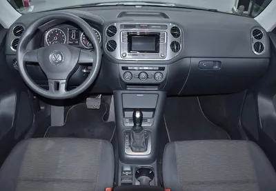 FULL AGENCY SERVICE HISTORY! Volkswagen Tiguan ( 2016 Model ) in Grey Color GCC Specs-4