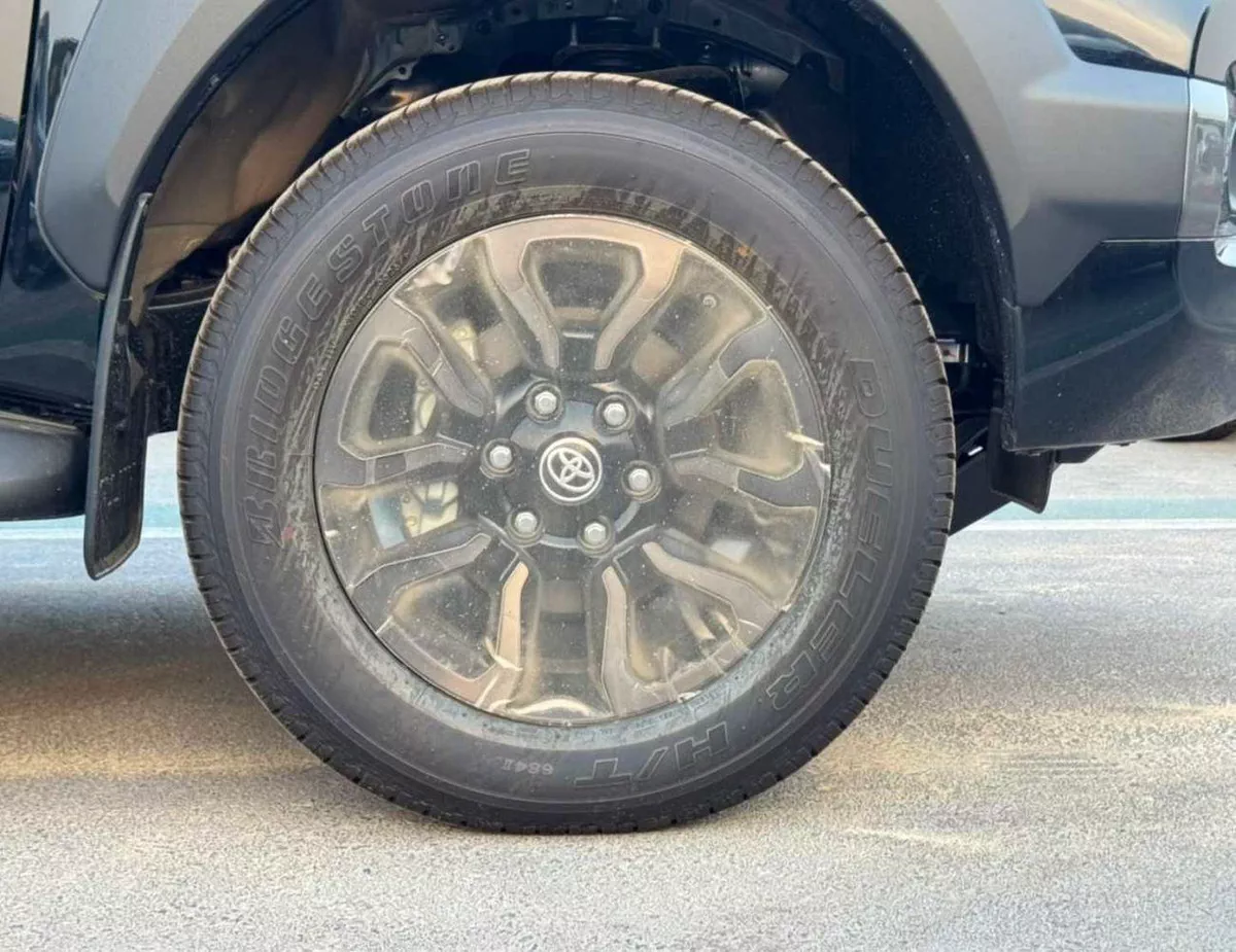 Toyota Hilux ADVENTURE SR5 ADVENTURE || DOUBLE CABIN || 2.8L V4 DIESEL / RADAR / 360*CAMERA / AIR COMPRESSOR / FULL OPTION-9-0