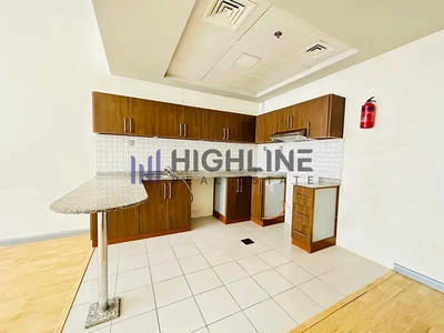 Spacious 1 Bedroom | Family building | Near Park-7