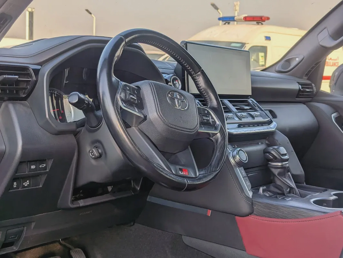 Toyota Land Cruiser GR Sport | 3.3L Twin-Turbo V6 Diesel | Full Option | GCC Specs | Luxury 4WD SUV