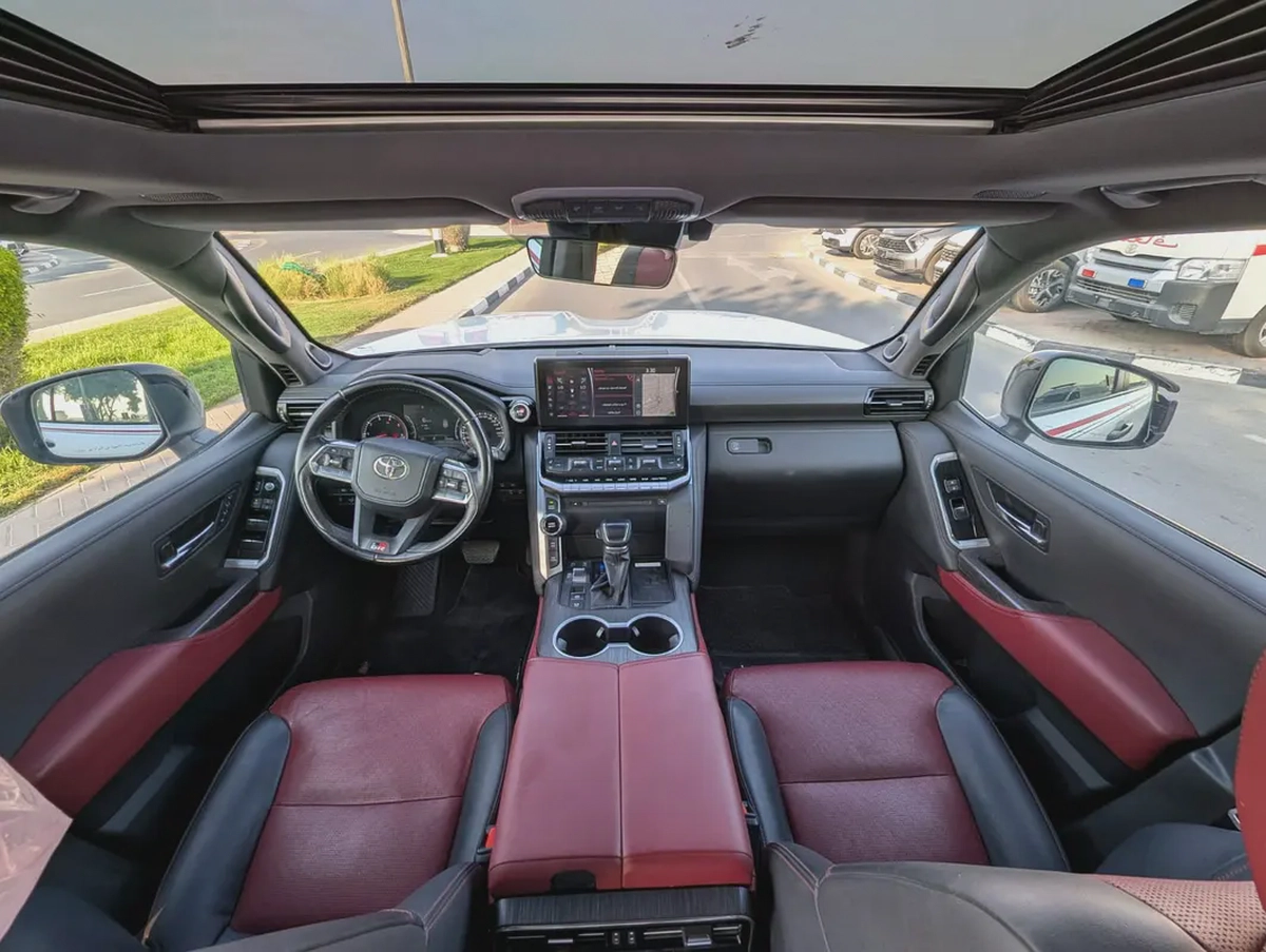 Toyota Land Cruiser GR Sport | 3.3L Twin-Turbo V6 Diesel | Full Option | GCC Specs | Luxury 4WD SUV